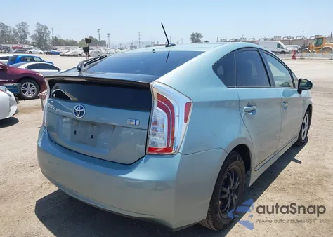 2013 Toyota Prius z USA, uszkodzony, nr VIN JTDKN3DU2D5702810